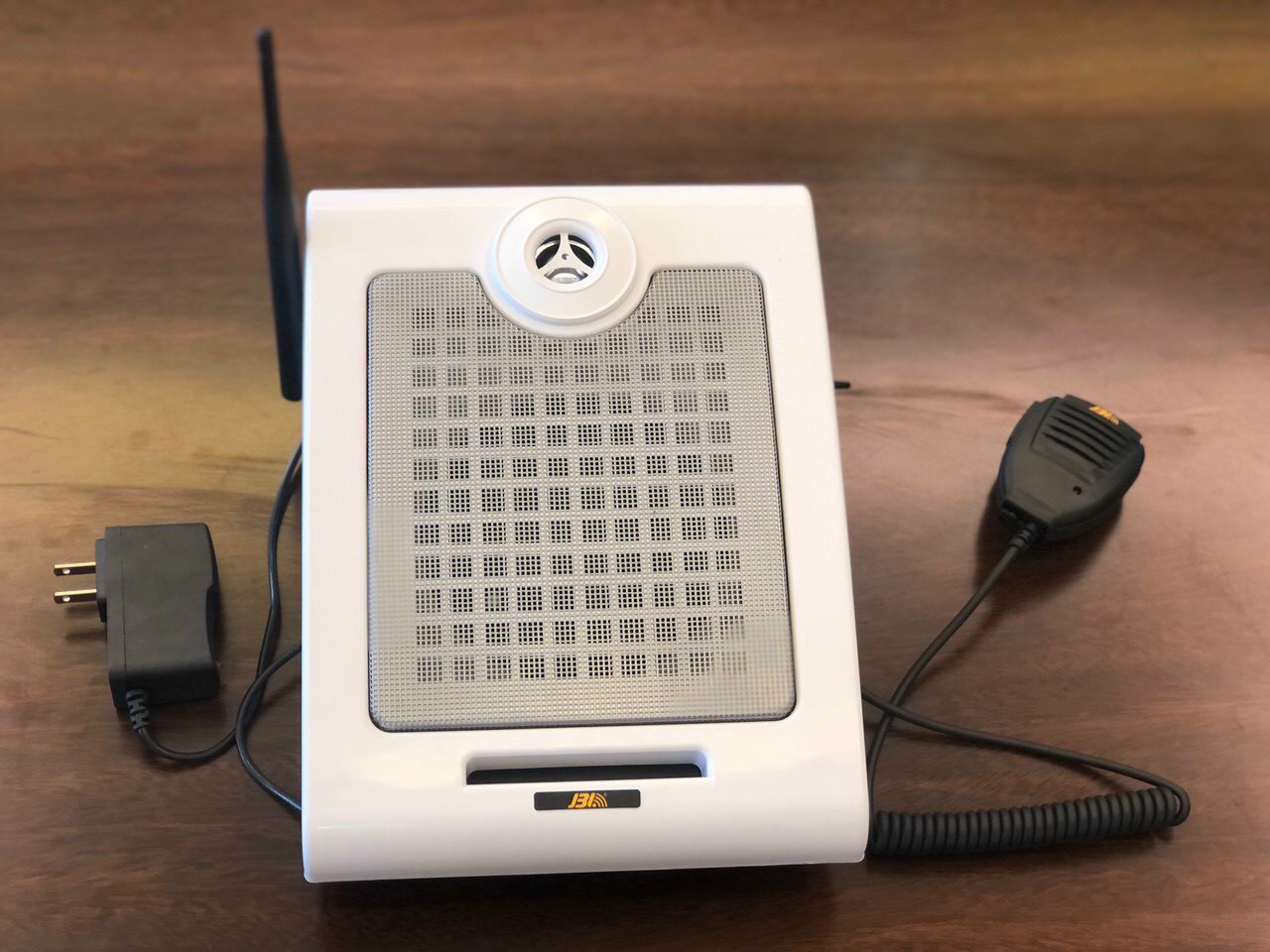 Các Loại Loa Phóng Thanh Bộ Đàm Phổ Biến