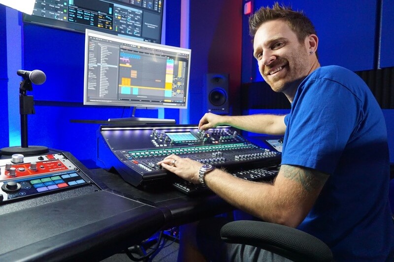 Bước 3: Kiểm tra và điều chỉnh mức âm thanh