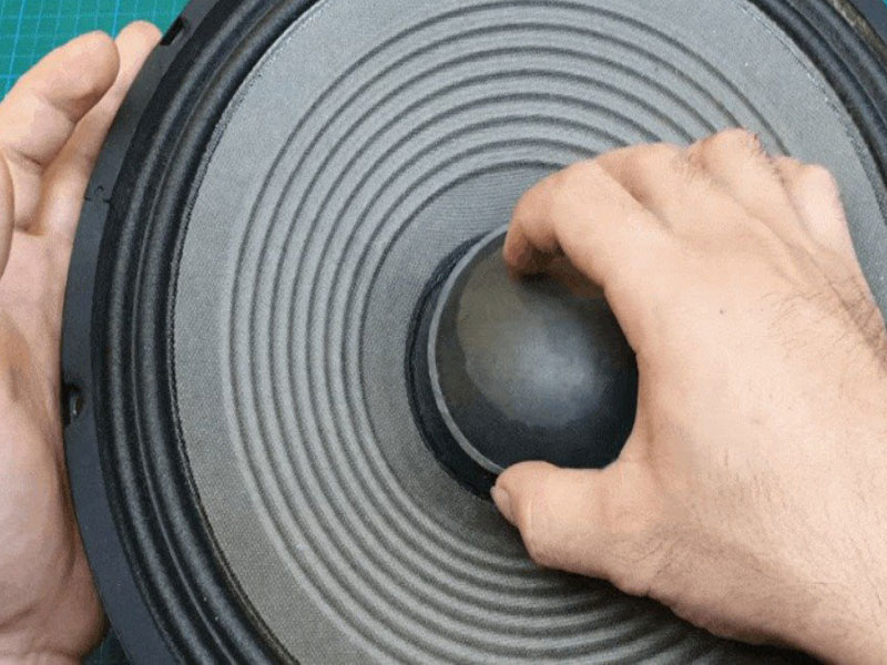 Bước 3: Lắp lại nắp chống bụi