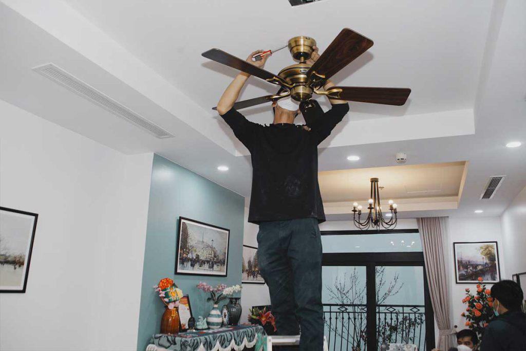 Quy Trình Xử Lý Khi Phát Hiện Quạt Trần Có Vấn Đề